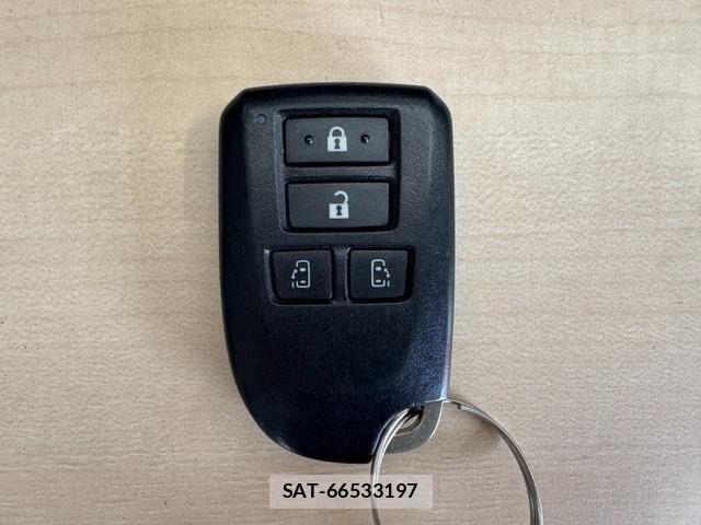 Toyota HIACE VAN 2018-03 7503305-29