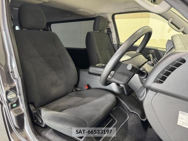 Toyota HIACE VAN 2018-03 7503305-8