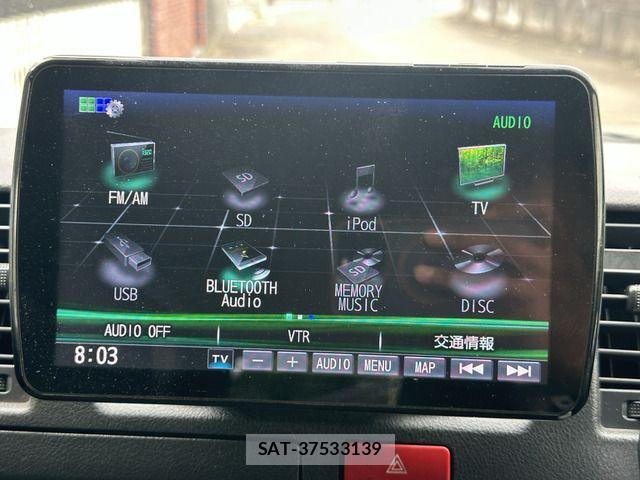 Toyota HIACE VAN 2019-03 7503307-16