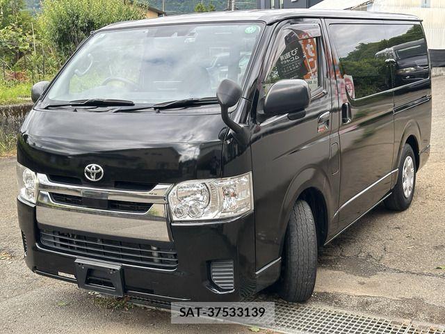 Toyota HIACE VAN 2019-03 7503307-2