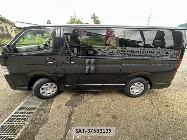 Toyota HIACE VAN 2019-03 7503307-3