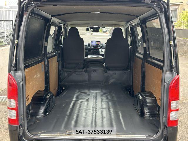 Toyota HIACE VAN 2019-03 7503307-7