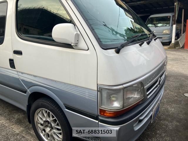 Toyota HIACE VAN 2001-01 7503310-1