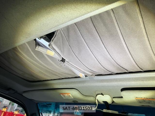 Toyota HIACE VAN 2001-01 7503310-22