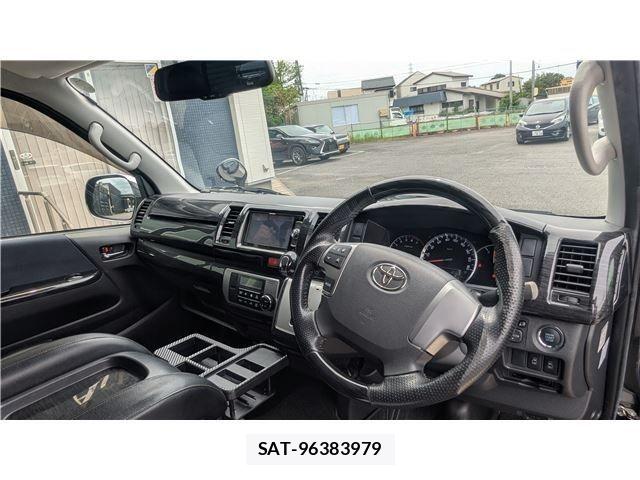 Toyota HIACE VAN 2015-06 7503308-11