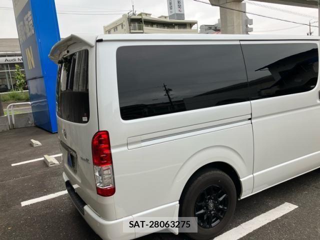 Toyota HIACE VAN 2023-07 7510306-2