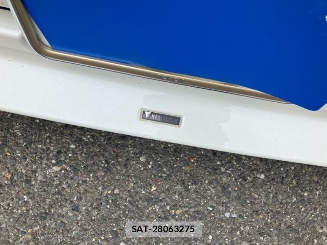 Toyota HIACE VAN 2023-07 7510306-4