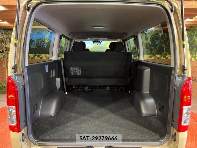 Toyota HIACE VAN 2025-07 7503283-10