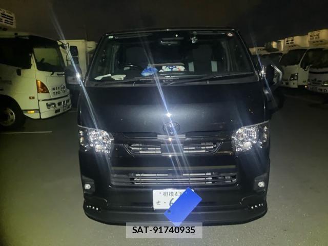 Toyota HIACE VAN 2024-06 7503289-0