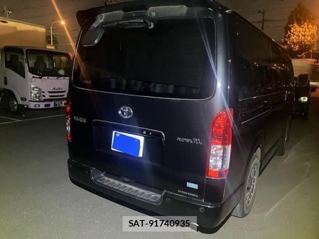 Toyota HIACE VAN 2024-06 7503289-4