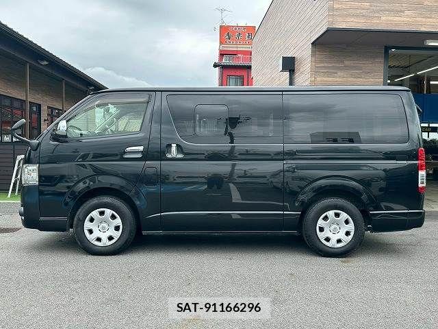 Toyota HIACE VAN 2018-04 7503298-14