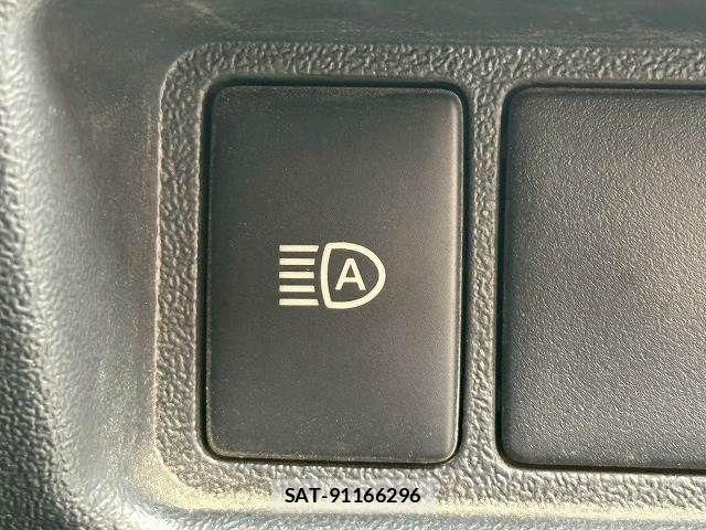 Toyota HIACE VAN 2018-04 7503298-4
