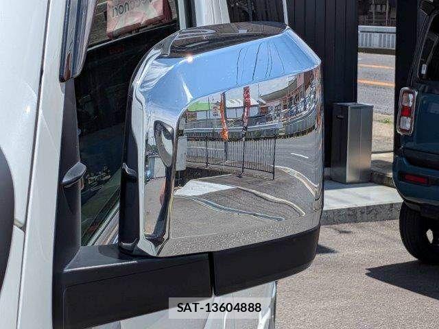 Toyota HIACE VAN 2021-08 7503303-26