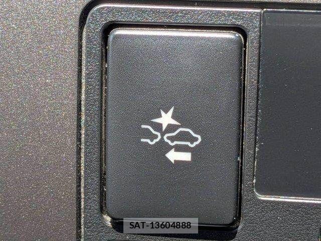 Toyota HIACE VAN 2021-08 7503303-7
