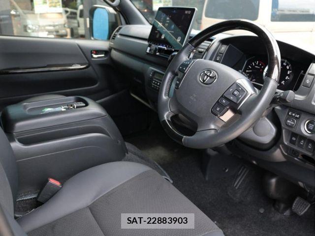 Toyota HIACE VAN 2024-01 7562992-9