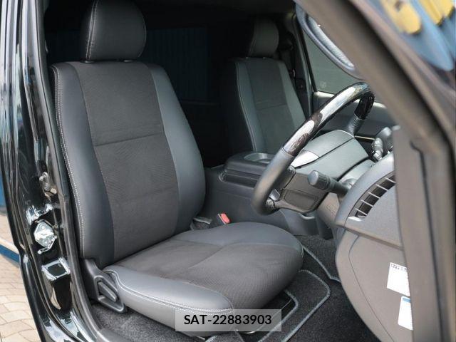 Toyota HIACE VAN 2024-01 7562992-10
