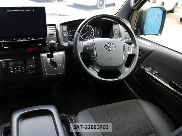 Toyota HIACE VAN 2024-01 7562992-11