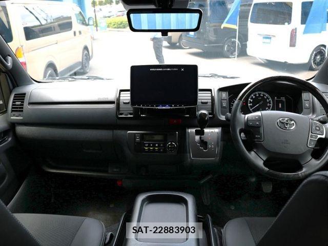 Toyota HIACE VAN 2024-01 7562992-1