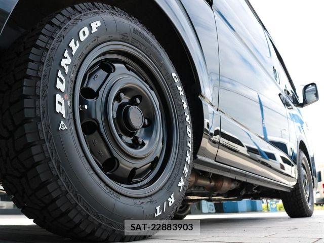 Toyota HIACE VAN 2024-01 7562992-4
