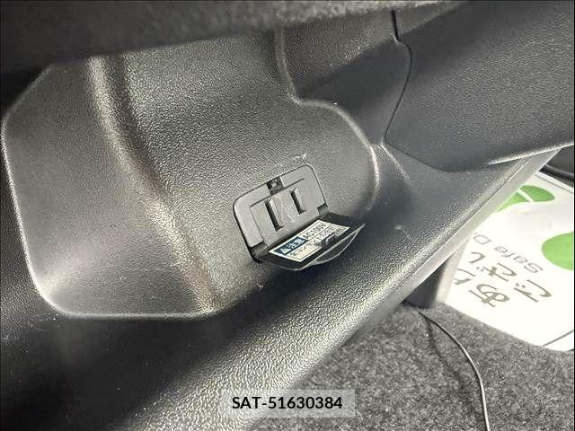 Toyota HIACE VAN 2015-11 7562991-17
