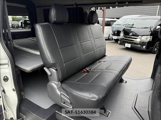 Toyota HIACE VAN 2015-11 7562991-5