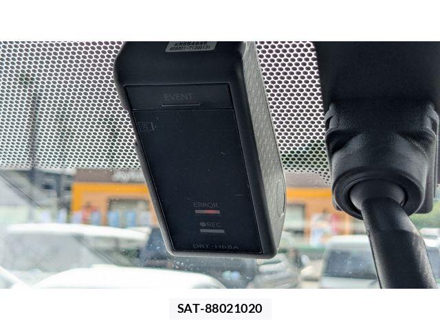 Toyota HIACE VAN 2019-05 7562995-28
