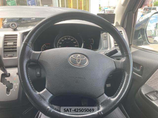 Toyota HIACE VAN 2009-04 7562993-17