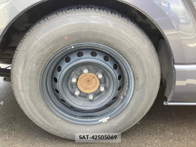 Toyota HIACE VAN 2009-04 7562993-4