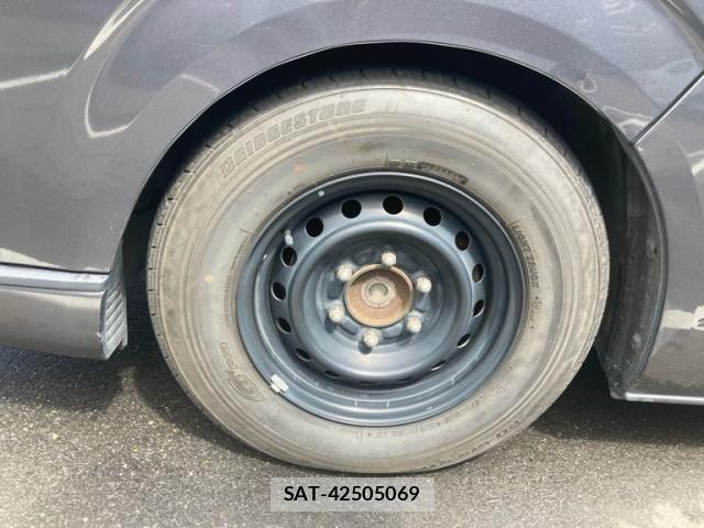 Toyota HIACE VAN 2009-04 7562993-6