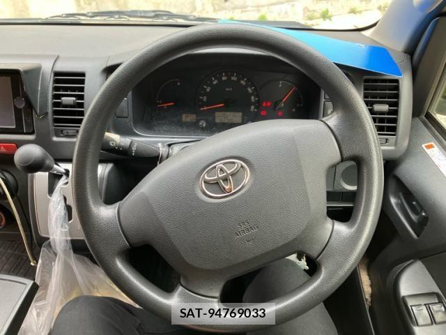 Toyota HIACE VAN 2014-01 7620881-12
