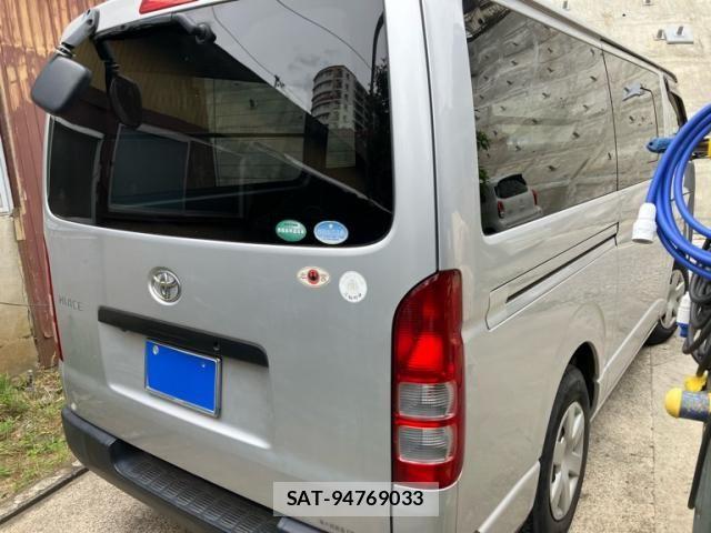 Toyota HIACE VAN 2014-01 7620881-3