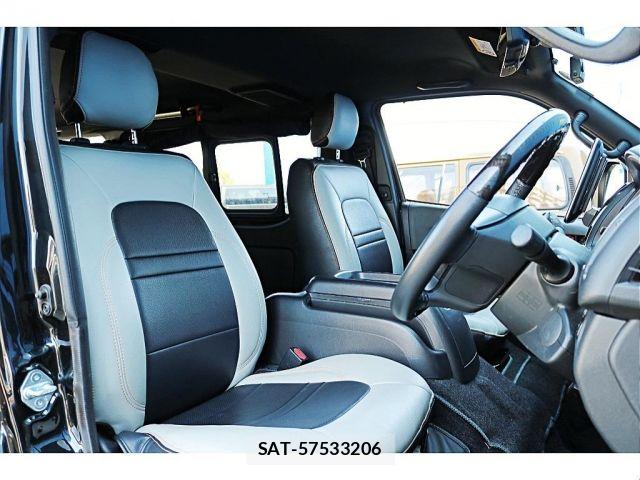 Toyota HIACE VAN 2022-01 7620847-16