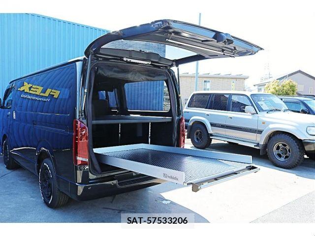 Toyota HIACE VAN 2022-01 7620847-2