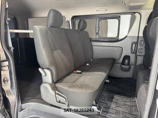 Toyota HIACE VAN 2016-09 7620873-9