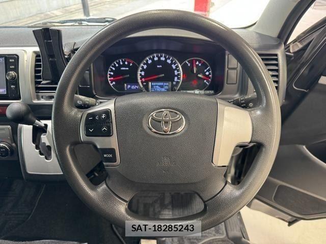 Toyota HIACE VAN 2016-09 7620873-13