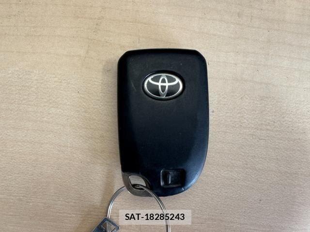 Toyota HIACE VAN 2016-09 7620873-28