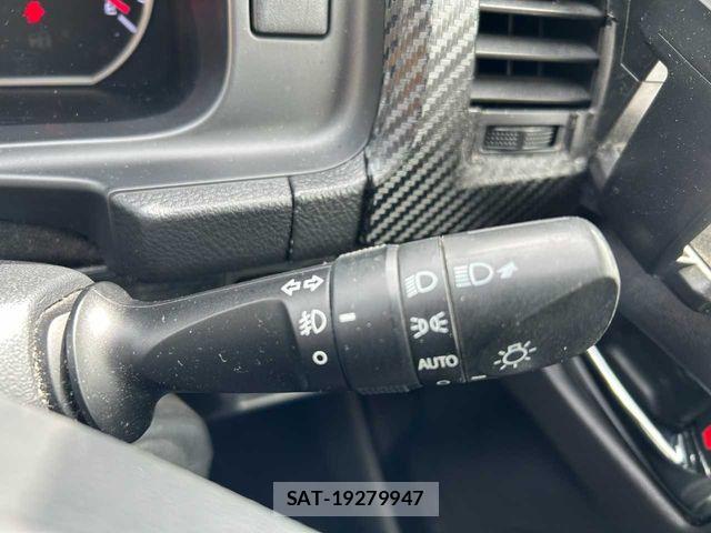 Toyota HIACE VAN 2014-10 7620874-10