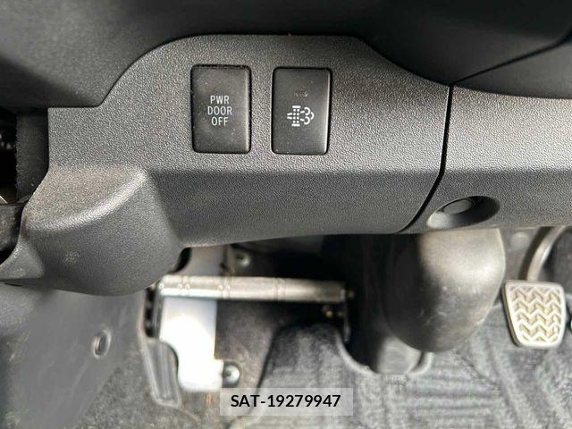 Toyota HIACE VAN 2014-10 7620874-12