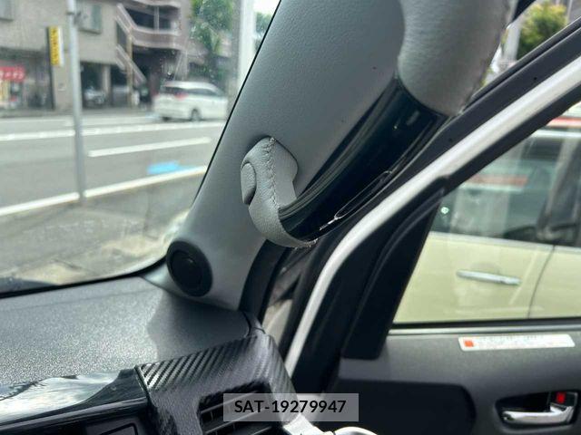 Toyota HIACE VAN 2014-10 7620874-14