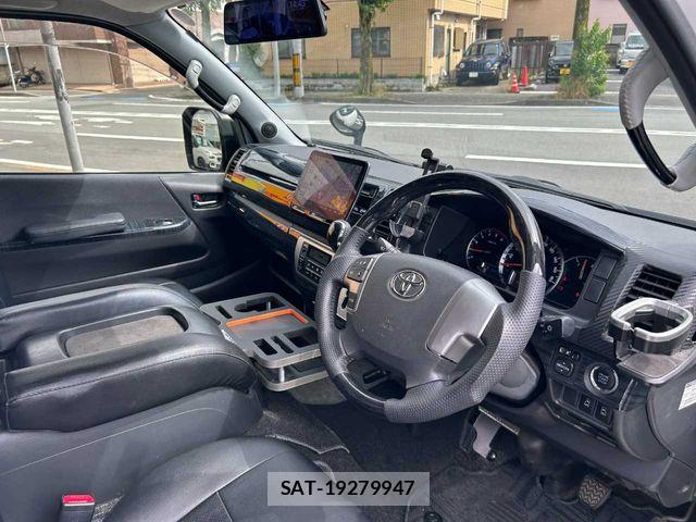 Toyota HIACE VAN 2014-10 7620874-15