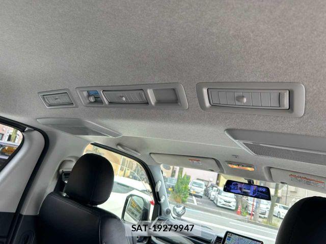Toyota HIACE VAN 2014-10 7620874-19