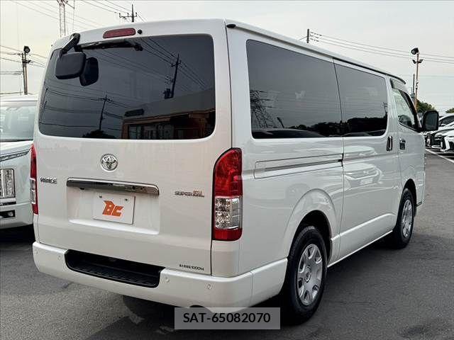 Toyota HIACE VAN 2023-09 7620868-14