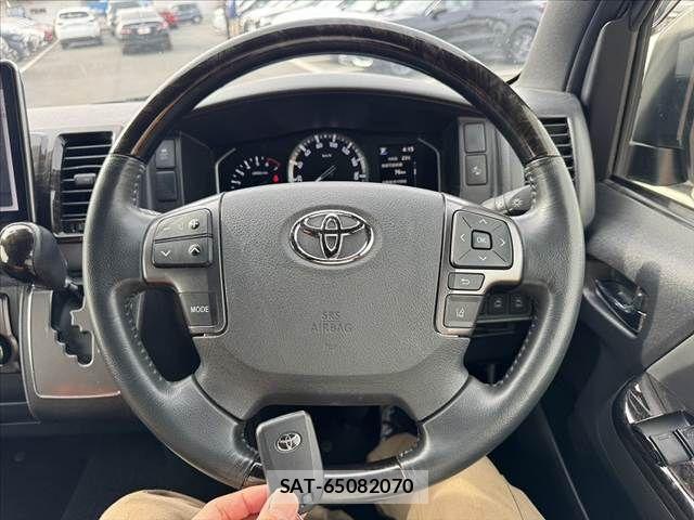 Toyota HIACE VAN 2023-09 7620868-6