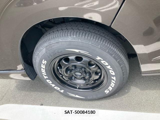 Toyota HIACE VAN 2019-08 7620853-9