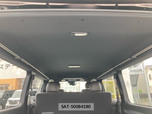 Toyota HIACE VAN 2019-08 7620853-13