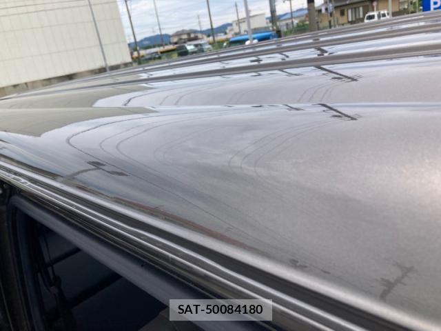 Toyota HIACE VAN 2019-08 7620853-20