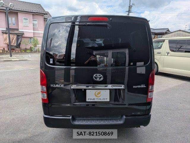 Toyota HIACE VAN 2008-09 7620882-17