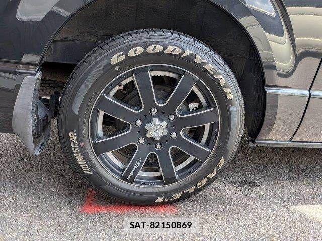 Toyota HIACE VAN 2008-09 7620882-26