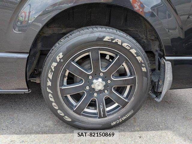 Toyota HIACE VAN 2008-09 7620882-27