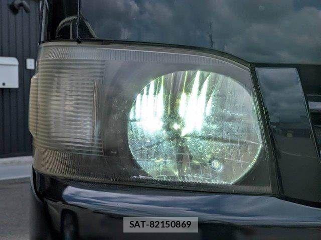 Toyota HIACE VAN 2008-09 7620882-29